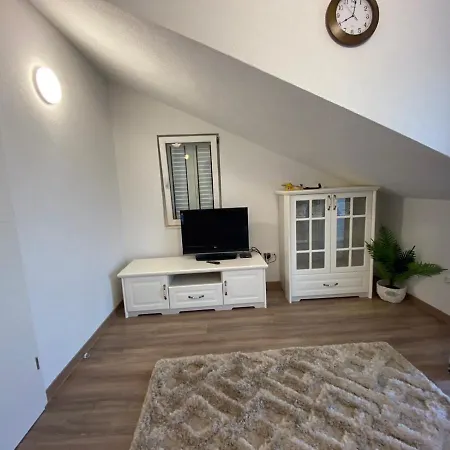 Hana In Jelsa Apartment *